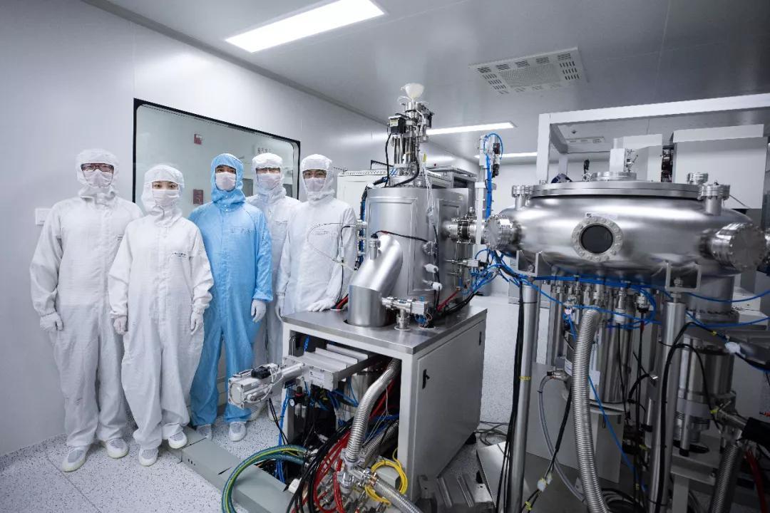 光刻胶与冰 探索极紫外光刻中的冷却介质替代方案